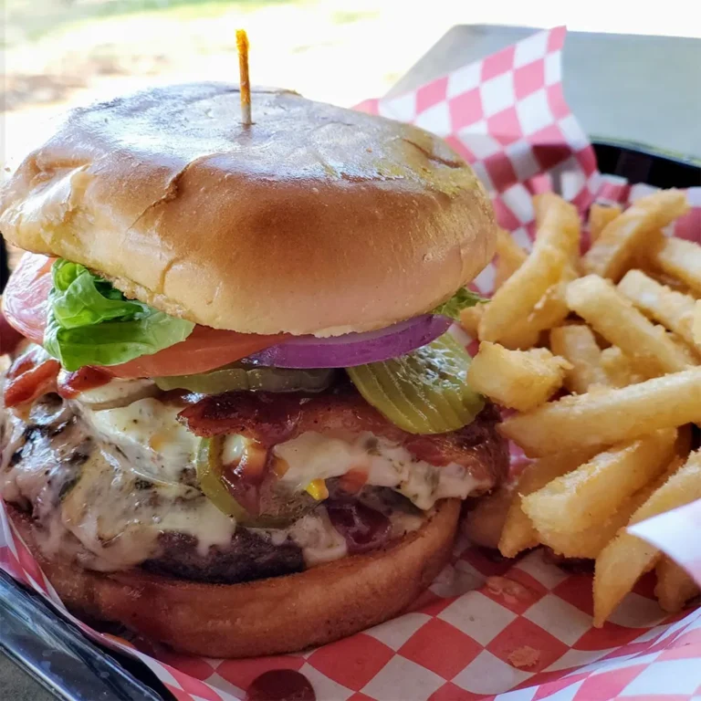 Delicious dining options on the golf course